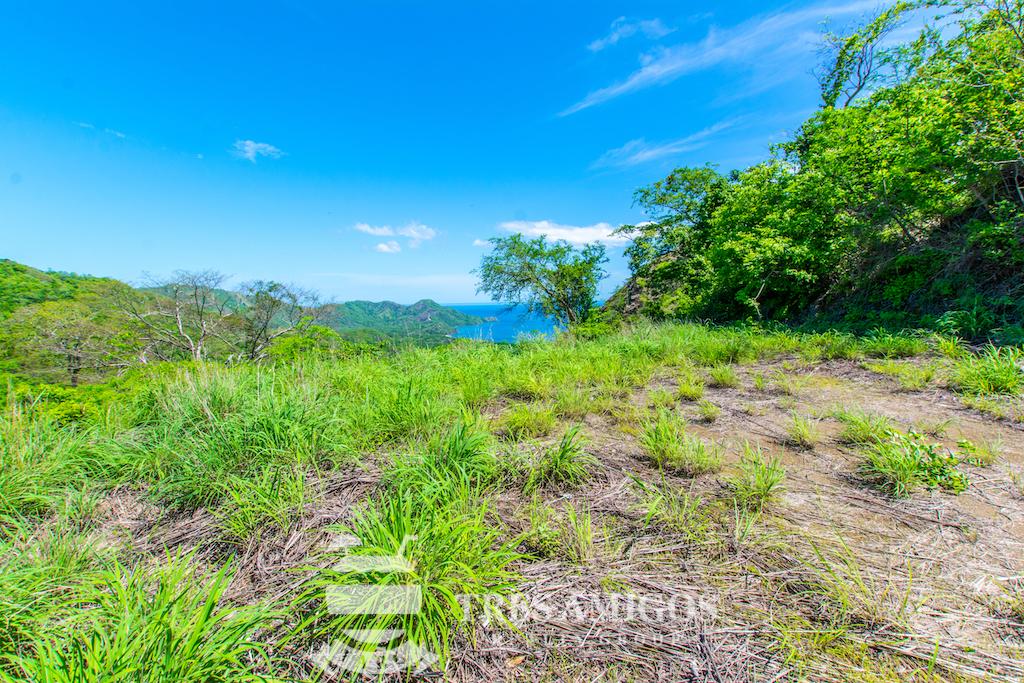 Lomas del Mar Lot 220 Ocean and Mountain Views Lot in Lomas